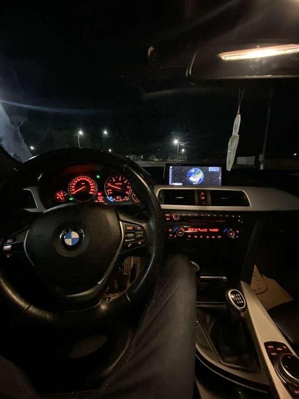 Gebraucht BMW 320 184 PS (135 kW) 2014 Limousine