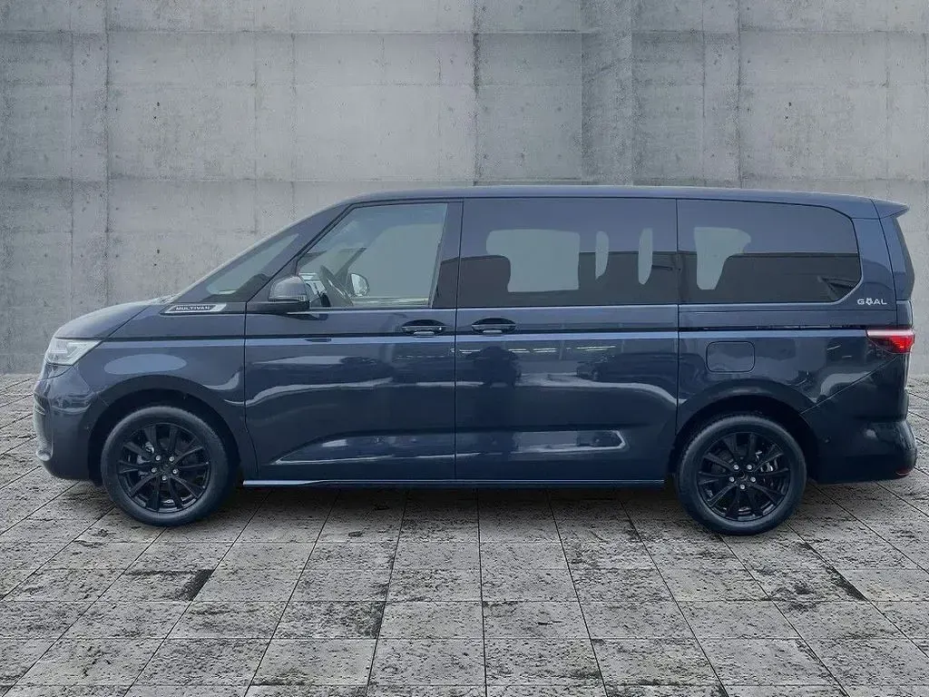 Neu VW T7 150 PS (110 kW) 2026 Blau Van