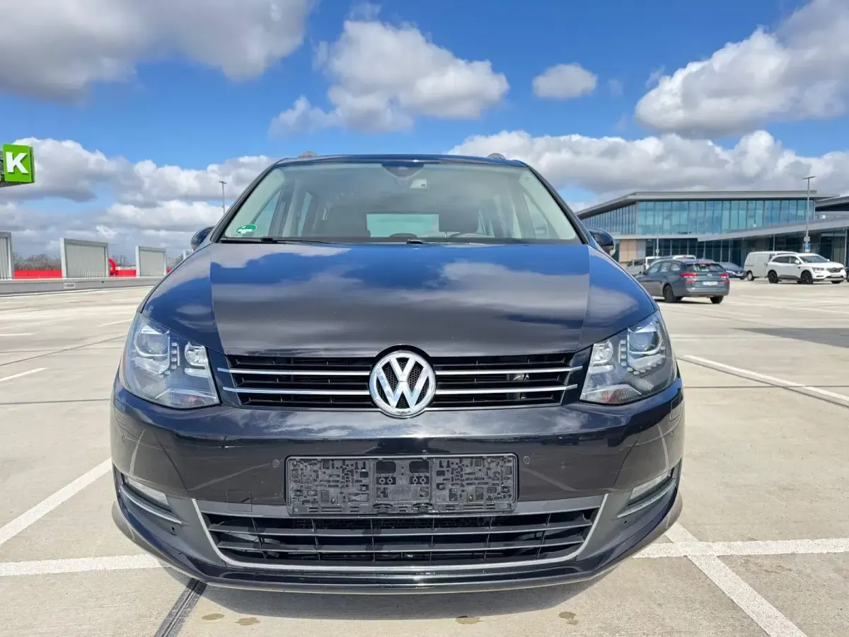 Gebraucht VW Sharan Highline 140 PS (102 kW) 2015 Schwarz Van / Kleinbus
