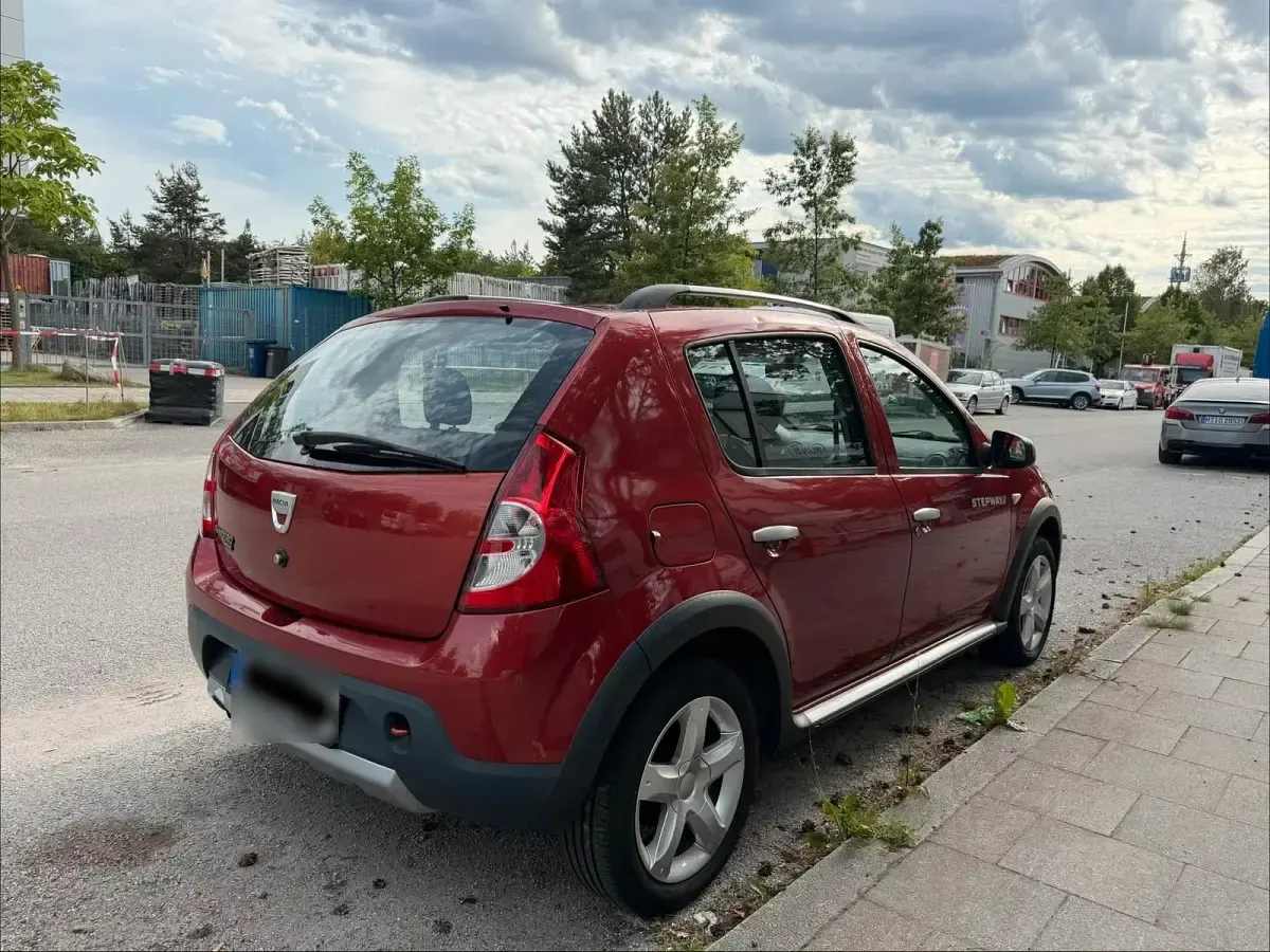 Gebraucht Dacia Sandero Stepway 87 PS (63 kW) 2010 Rot SUV