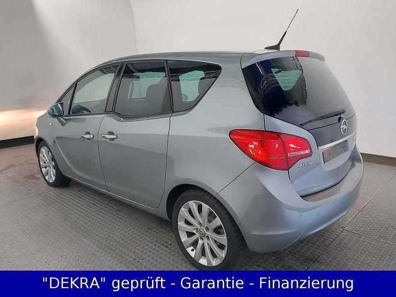 Gebraucht Opel Meriva Innovation 101 PS (74 kW) 2011 Silber Van / Kleinbus