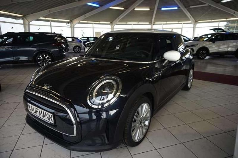 Gebraucht Mini Cooper 136 PS (100 kW) 2023 Schwarz Kleinwagen