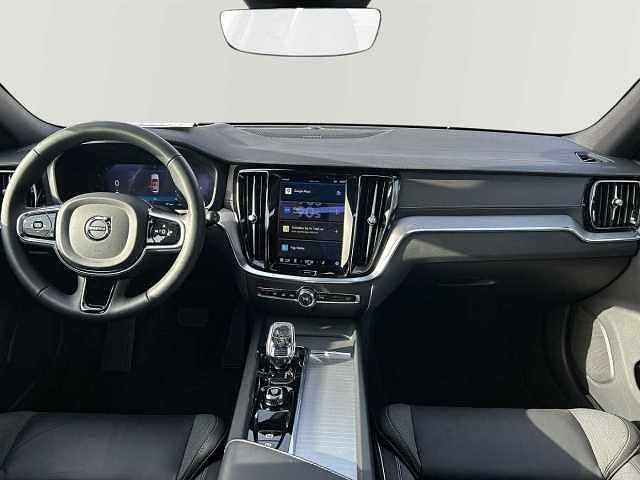 Gebraucht Volvo V60 145 PS (106 kW) 2023 Kombi