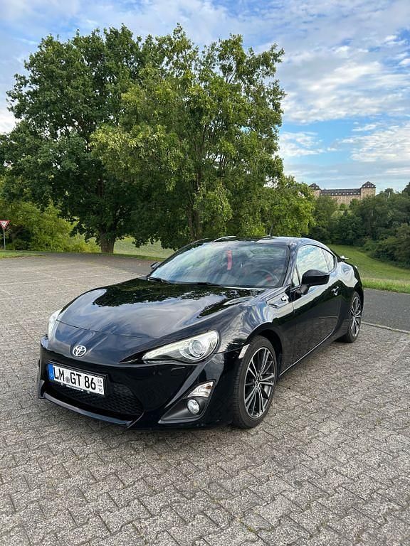 Schwarz Gebraucht 2013 Toyota GT86 GT Coupé | 16.100 € (Superpreis) - Bild 1/4