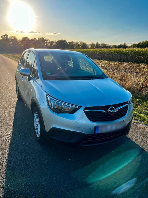 Silber Gebraucht 2019 Opel Crossland Edition SUV | 11.490 € (Superpreis) - Bild 1/4