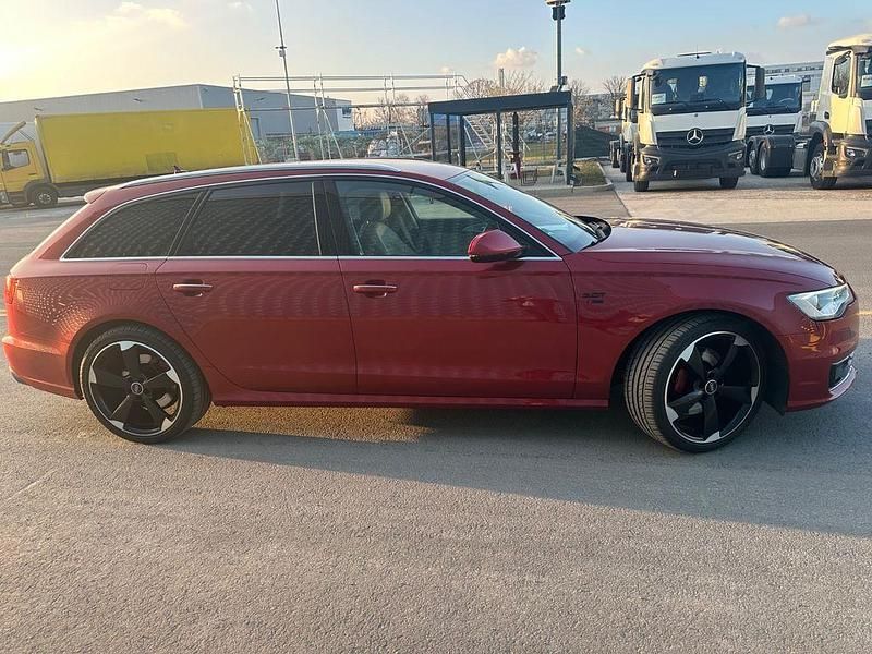 Gebraucht Audi A6 Ambiente 272 PS (200 kW) 2015 Rot Limousine