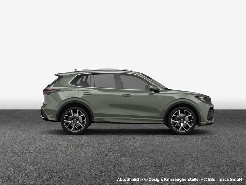 Neu VW Tiguan S 150 PS (110 kW) 2025 Grün SUV