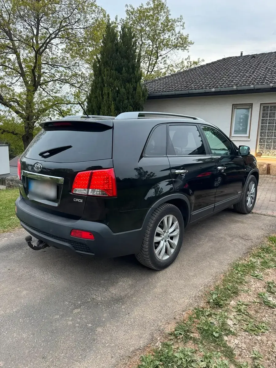 Gebraucht Kia Sorento 197 PS (144 kW) 2011 Schwarz SUV