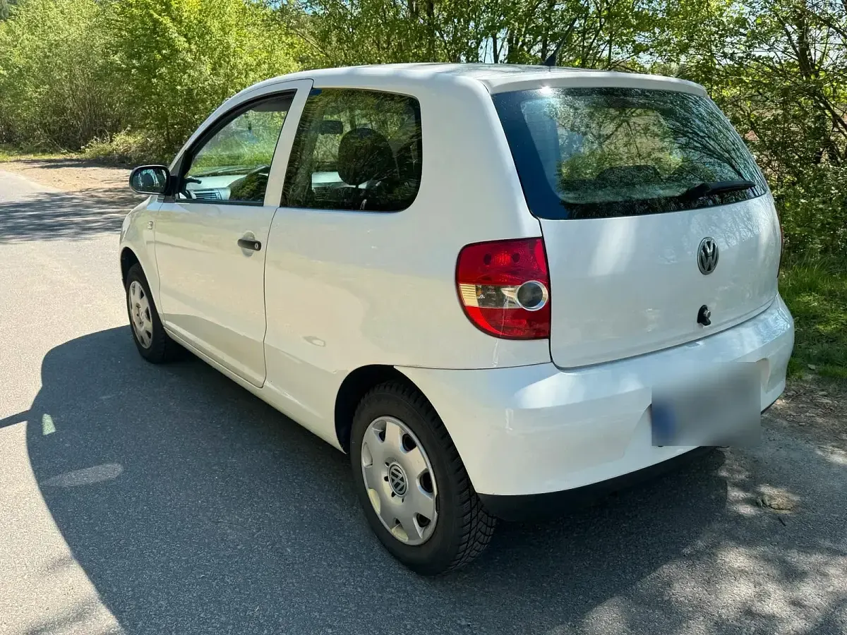 Second-hand VW Fox 75 CP (55 kW) 2008 Alb Hatchback