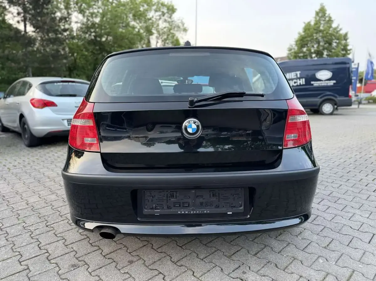 Gebraucht BMW 116 116 PS (85 kW) 2007 Schwarz ii Kleinwagen