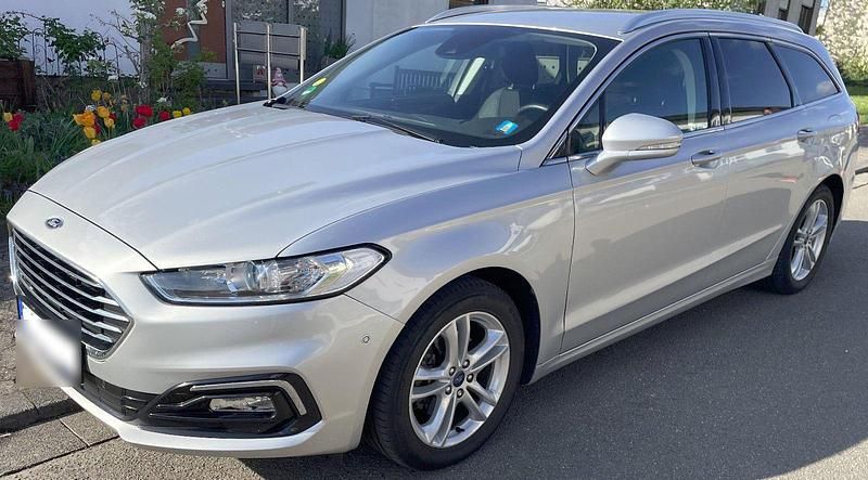 Gebraucht Ford Mondeo Titanium 150 PS (110 kW) 2019 Grau Limousine