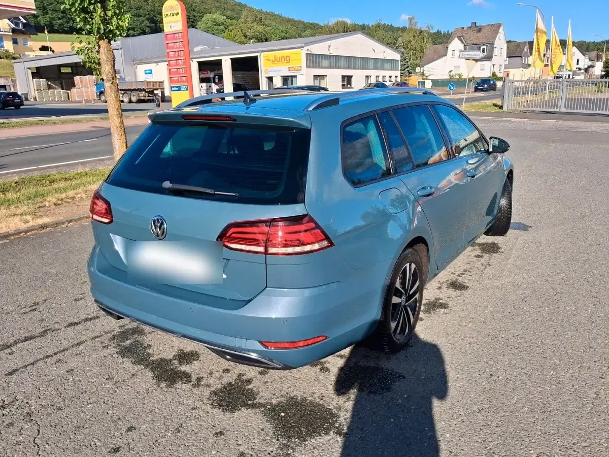 Gebraucht VW Golf VII IQ Drive 116 PS (85 kW) 2020 Blau Kombi