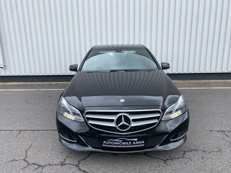 Gebraucht Mercedes E200 184 PS (135 kW) 2013 Schwarz Limousine