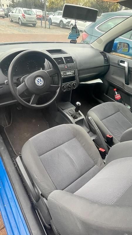 Gebraucht VW Polo 58 PS (42 kW) 2005 Blau Kleinwagen