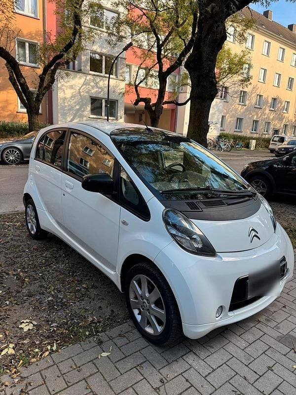 Weiß Gebraucht 2013 Citroën C-zero Kleinwagen | 3.200 € (Guter Preis) - Bild 1/4