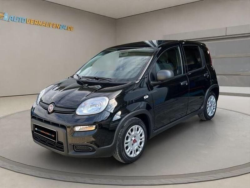 Schwarz Gebraucht 2023 Fiat Panda Kleinwagen | 11.490 € (Guter Preis) - Bild 1/4