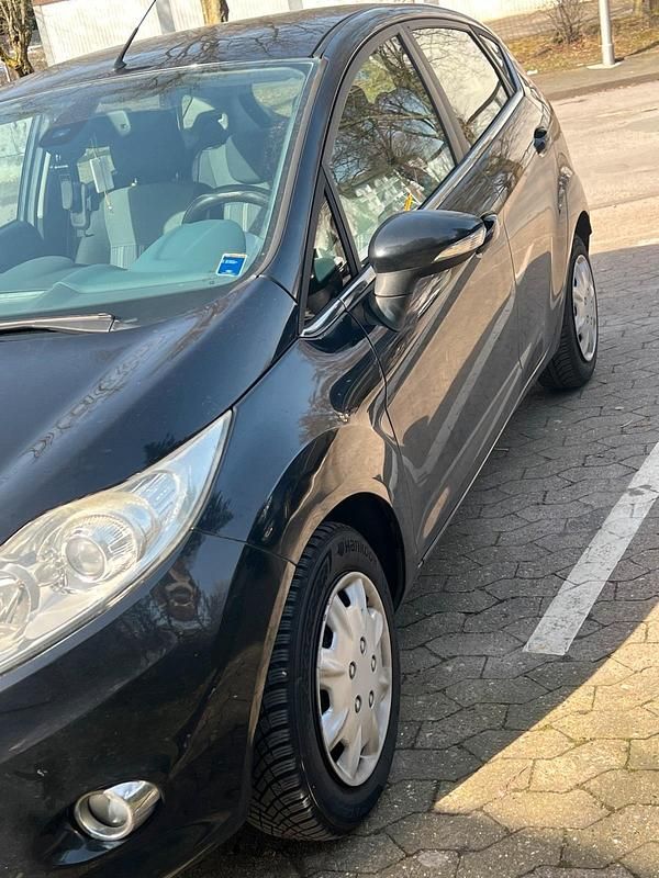 Gebraucht Ford Fiesta 83 PS (61 kW) 2009 Schwarz Kleinwagen