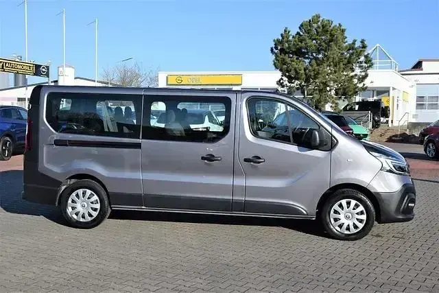 Gebraucht Renault Trafic 120 PS (88 kW) 2020 Grau Van / Kleinbus
