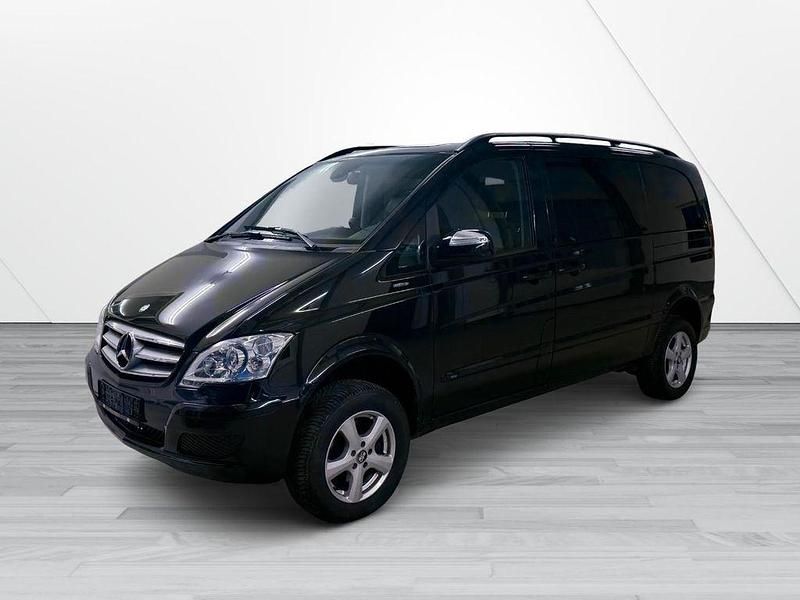 Schwarz Gebraucht 2011 Mercedes Viano Van / Kleinbus | 16.990 € (Etwas zu teuer) - Bild 1/4