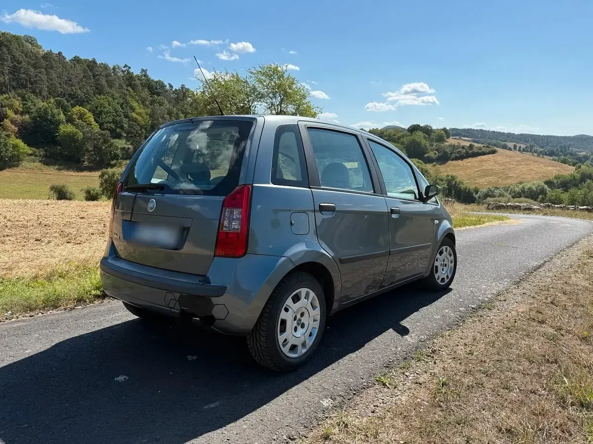 Gebraucht Fiat Idea 95 PS (69 kW) 2005 Grau Van / Kleinbus