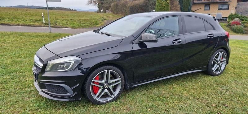 Schwarz Gebraucht 2014 Mercedes A45 AMG AMG Limousine | 19.000 € (Superpreis) - Bild 1/4