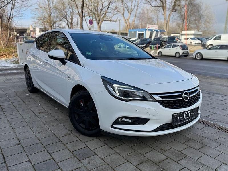 Other Gebraucht 2017 Opel Astra Dynamic Limousine | 10.950 € (Fairer Preis) - Bild 1/4