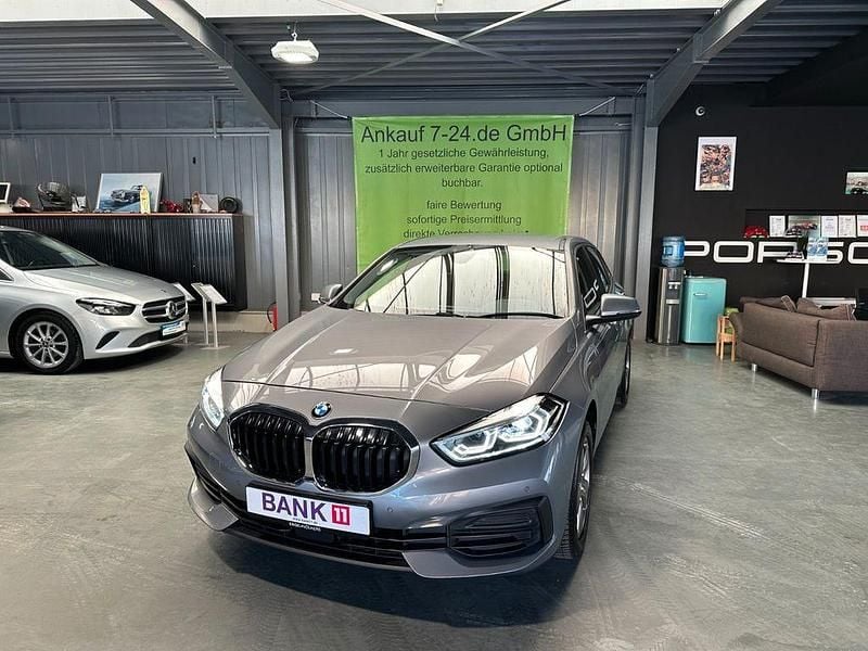 Gebraucht BMW 118 Advantage 136 PS (100 kW) 2023 Grau Kleinwagen