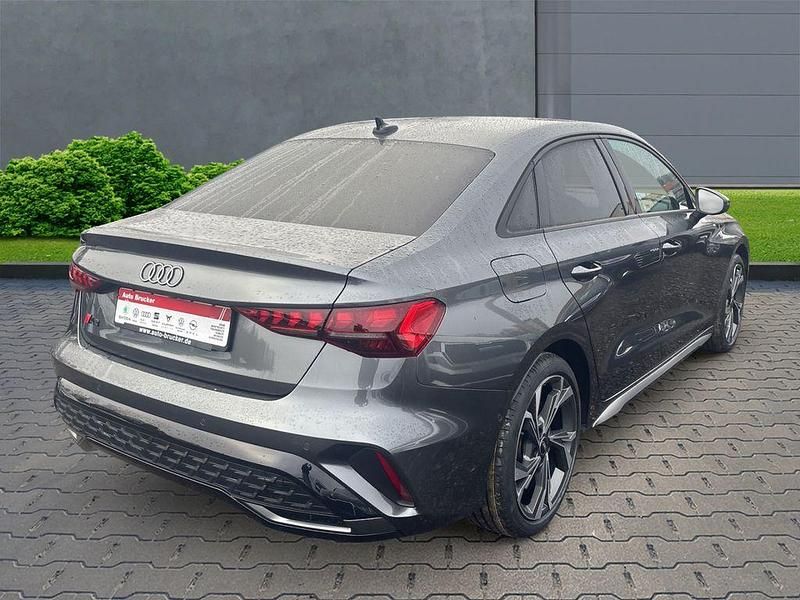 Gebraucht Audi A3 S-Line 116 PS (85 kW) 2025 Grau Limousine