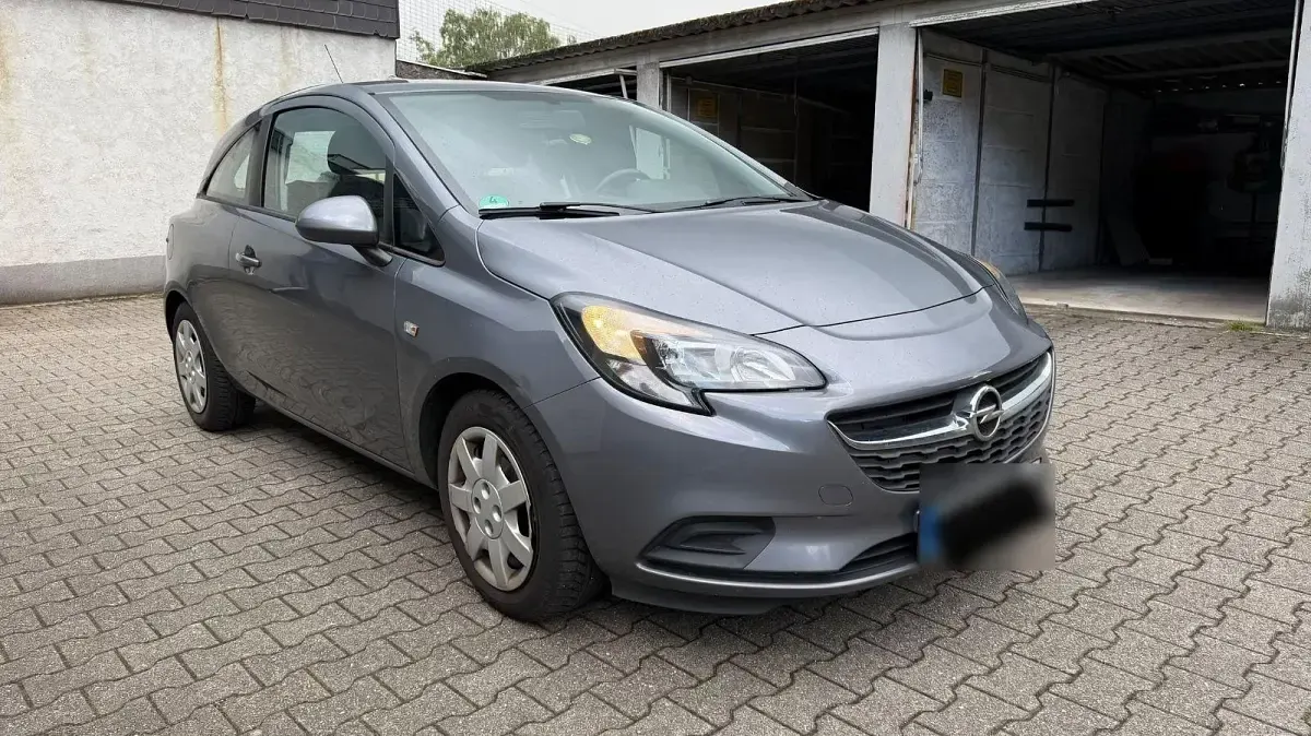 Gebraucht Opel Corsa Edition 69 PS (50 kW) 2015 Silber Kleinwagen