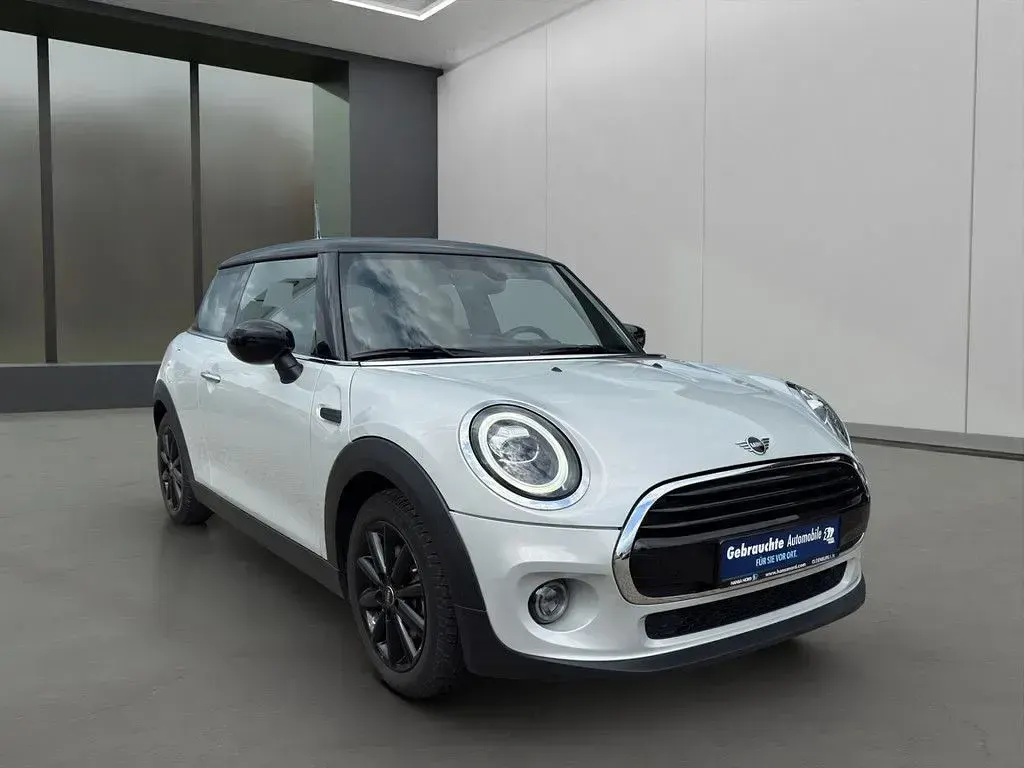 Gebraucht Mini Cooper Chili 136 PS (100 kW) 2021 Weiß Kleinwagen