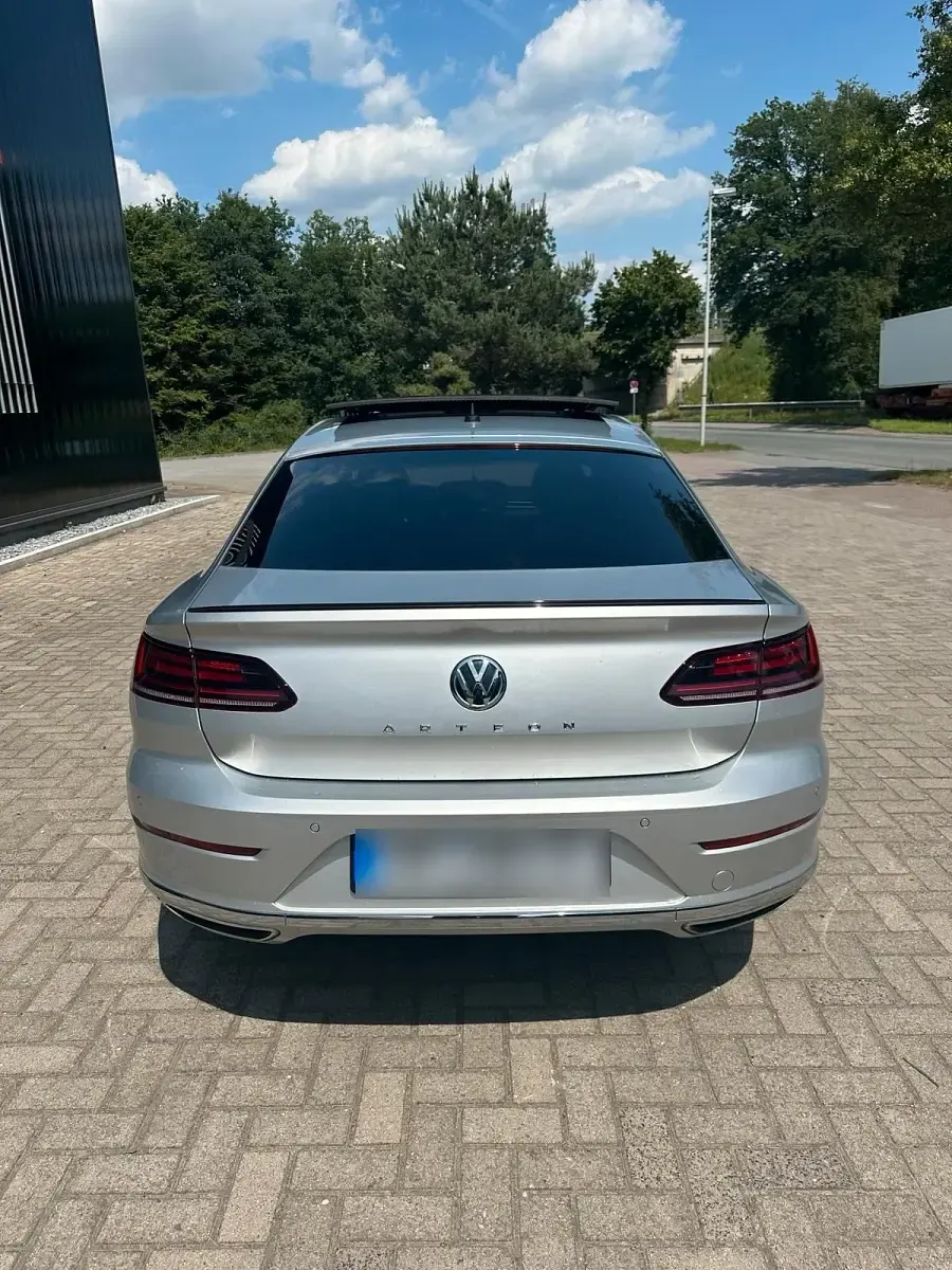 Gebraucht VW Arteon 190 PS (139 kW) 2019 Silber Kleinwagen