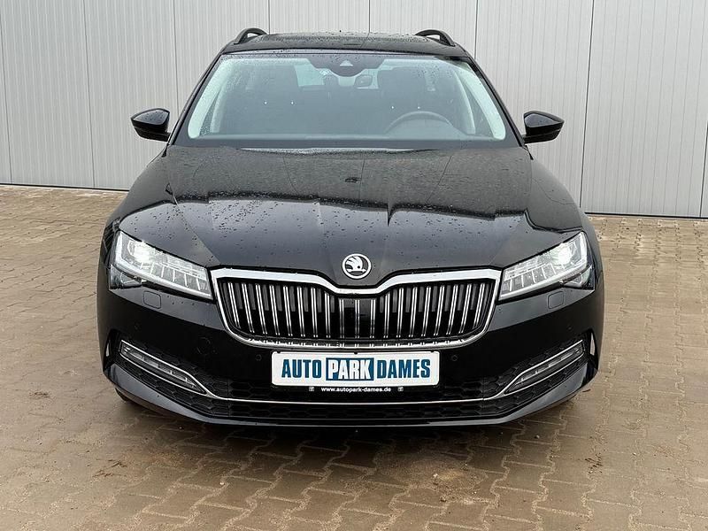 Gebraucht Skoda Superb Style 190 PS (139 kW) 2019 Schwarz Kombi