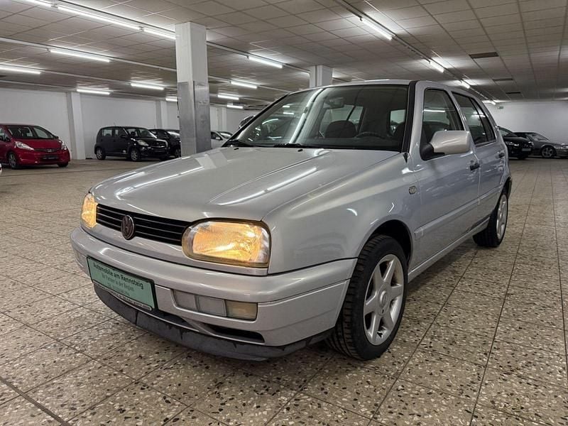 Gebraucht VW Golf III 75 PS (55 kW) 1997 Silber Limousine