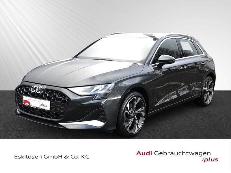 Manhattangrau metallic Gebraucht 2025 Audi A3 Advanced Plus Limousine | 32.940 € (Guter Preis) - Bild 1/4