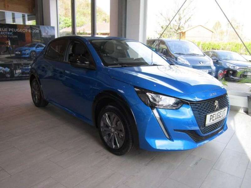 Blau Neu 2024 Peugeot e-208 Allure Kleinwagen | 37.500 € - Bild 1/4
