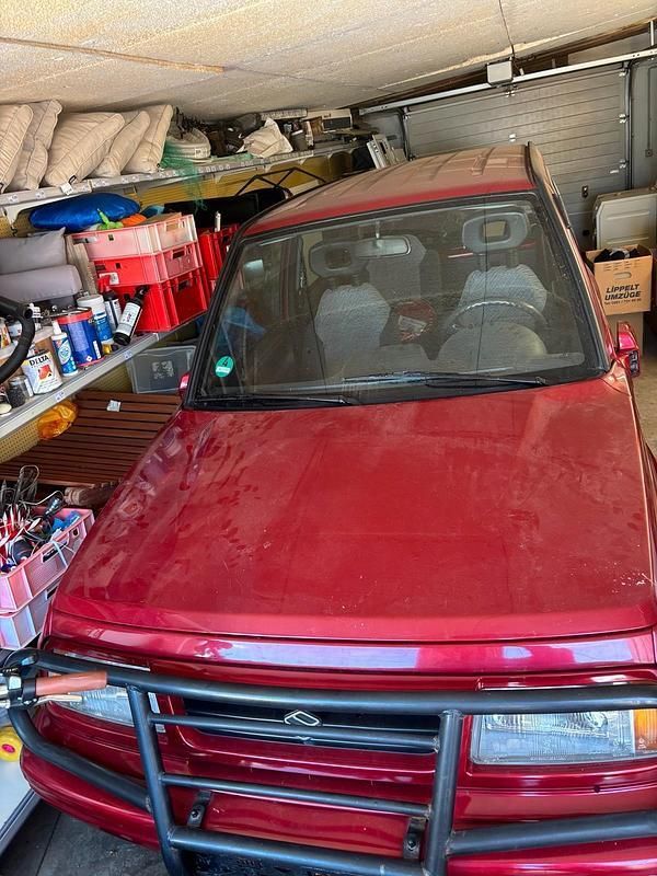 Rot Gebraucht 1996 Suzuki Vitara SUV | 3.000 € - Bild 1/4