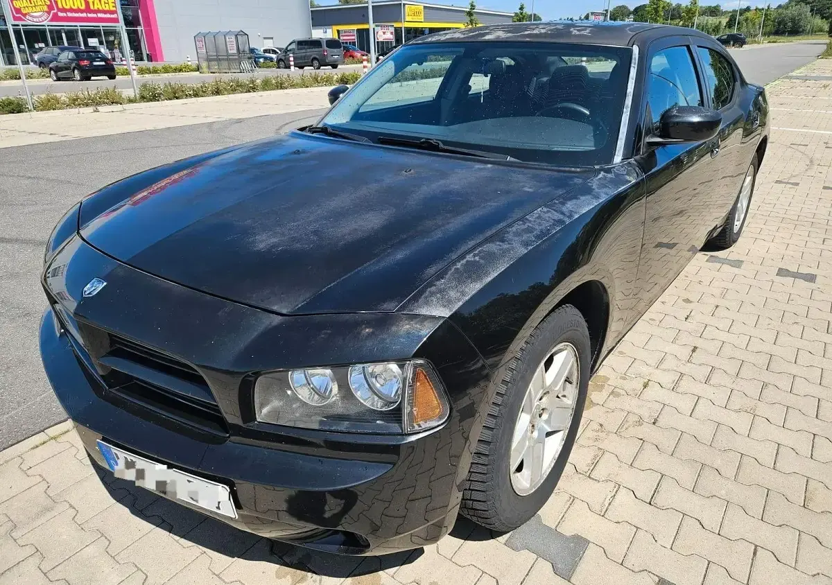 Używany Dodge Charger 192 KM (141 kW) 2007 Czarny Sedan/Limuzyna