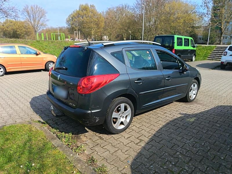 Gebraucht Peugeot 207 120 PS (88 kW) 2009 Grau Kombi