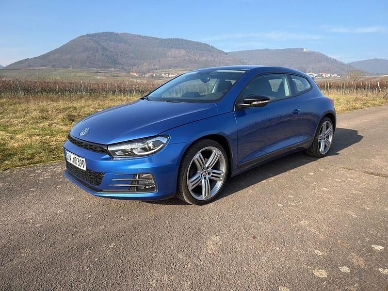 Gebraucht VW Scirocco Life 150 PS (110 kW) 2014 Blau Coupé
