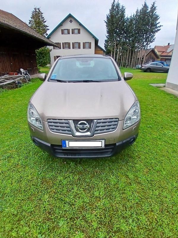 Braun Gebraucht 2008 Nissan Qashqai SUV | 6.900 € (Guter Preis) - Bild 1/4