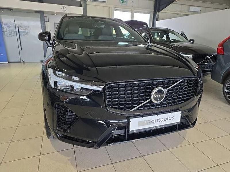 Gebraucht Volvo XC60 Plus 398 PS (292 kW) 2022 Onyx black SUV
