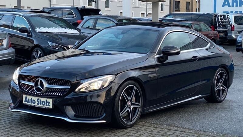 Schwarz Gebraucht 2016 Mercedes C250 AMG line Coupé | 26.900 € (Fairer Preis) - Bild 1/4
