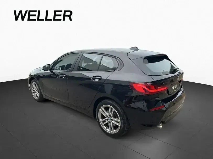 Gebraucht BMW 118 Advantage 136 PS (100 kW) 2022 Schwarz (schwarz) Kleinwagen