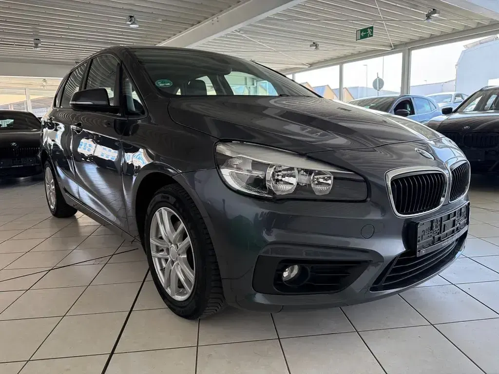 Używany BMW 218 Advantage 136 KM (100 kW) 2017 Szary Kombi