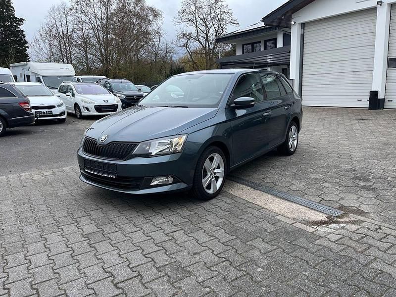 Gebraucht Skoda Fabia Cool Plus 75 PS (55 kW) 2018 Grau Kombi