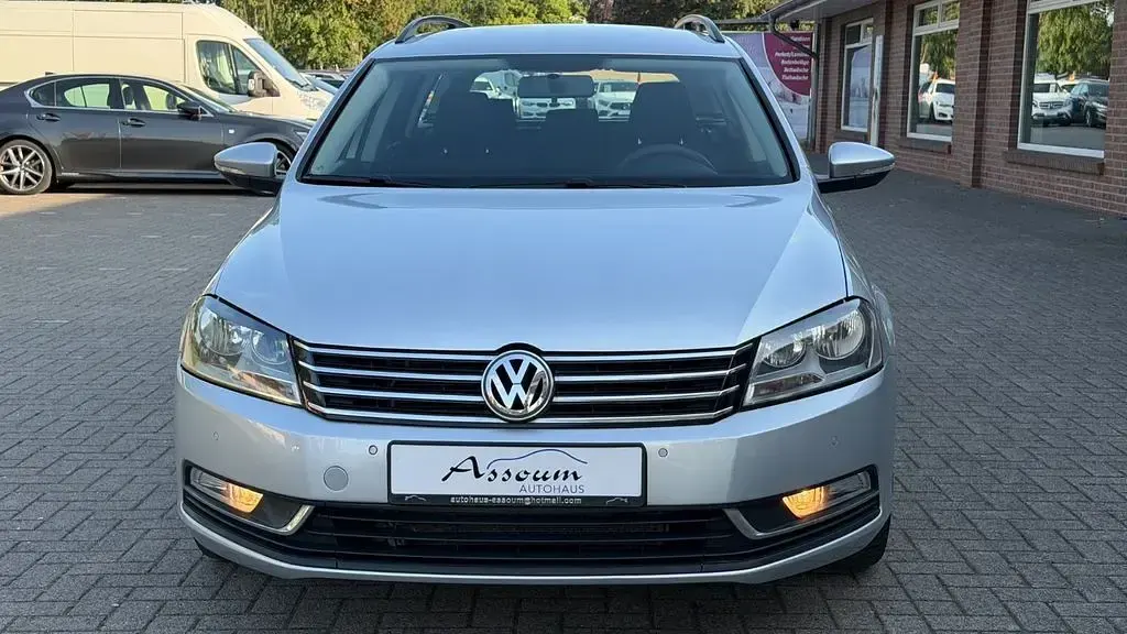 Gebraucht VW Passat 140 PS (102 kW) 2011 Silber Kombi
