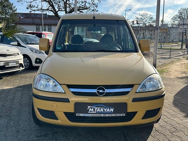 Gebraucht Opel Combo Sport 94 PS (69 kW) 2006 Gelb Limousine