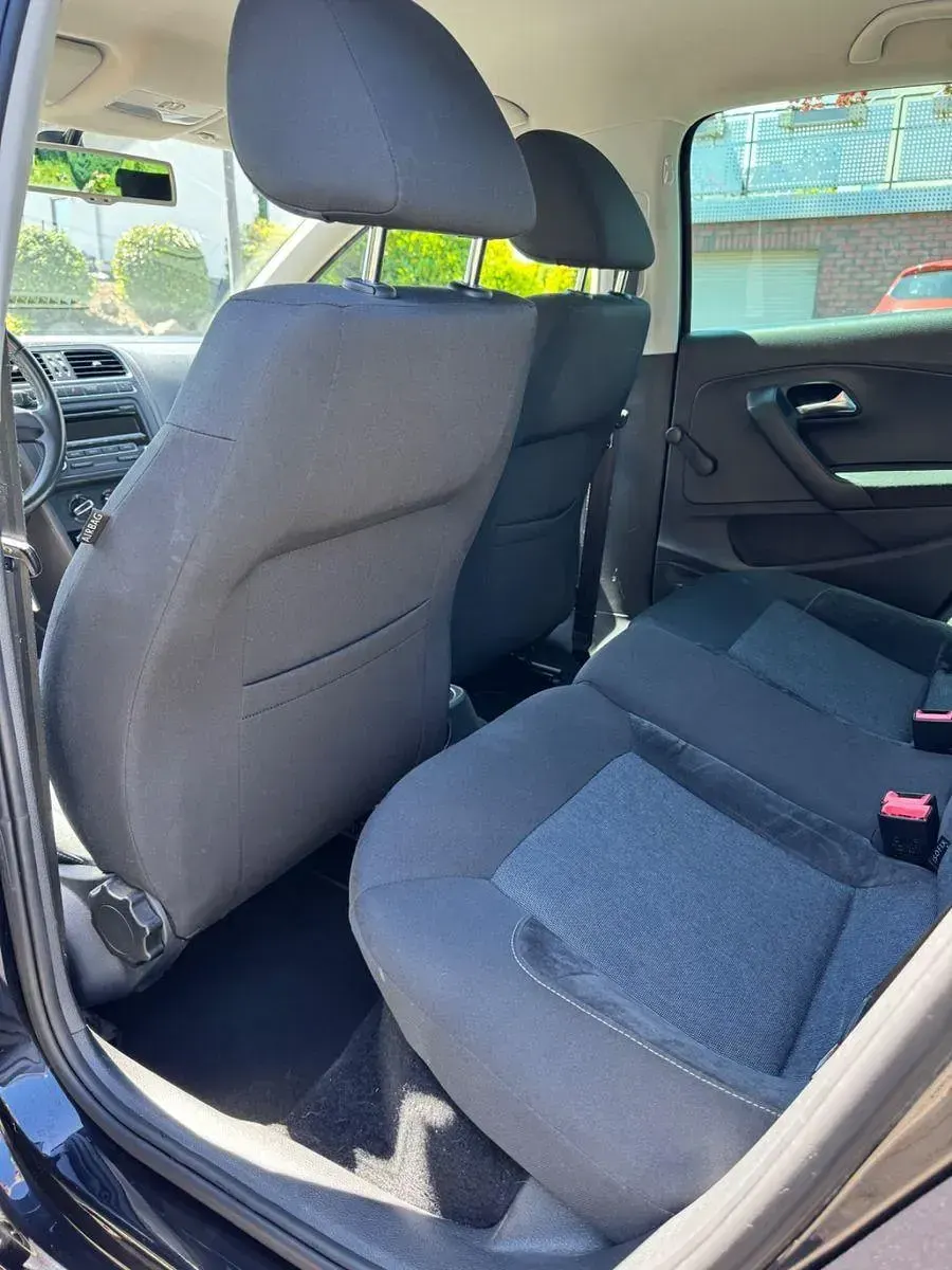 Gebraucht VW Polo Style 90 PS (66 kW) 2011 Schwarz Kleinwagen