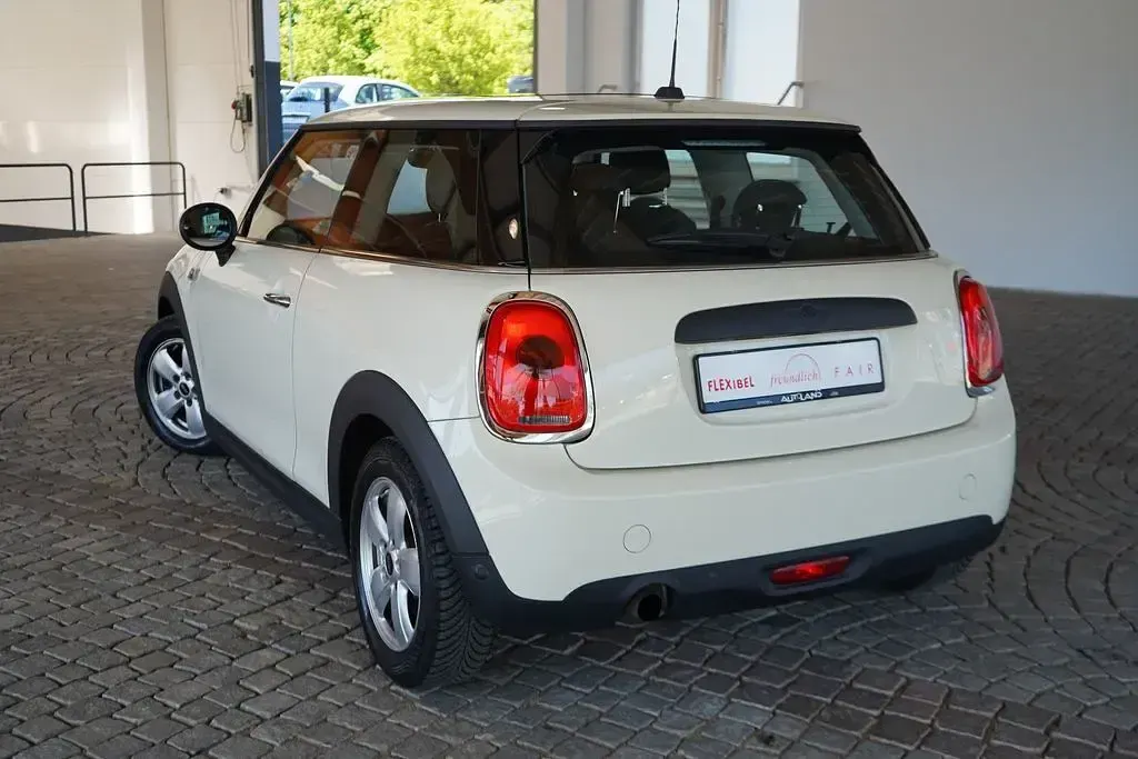 Occasion Mini Metropolitan 102 ch (75 kW) 2016 Blanc Citadine