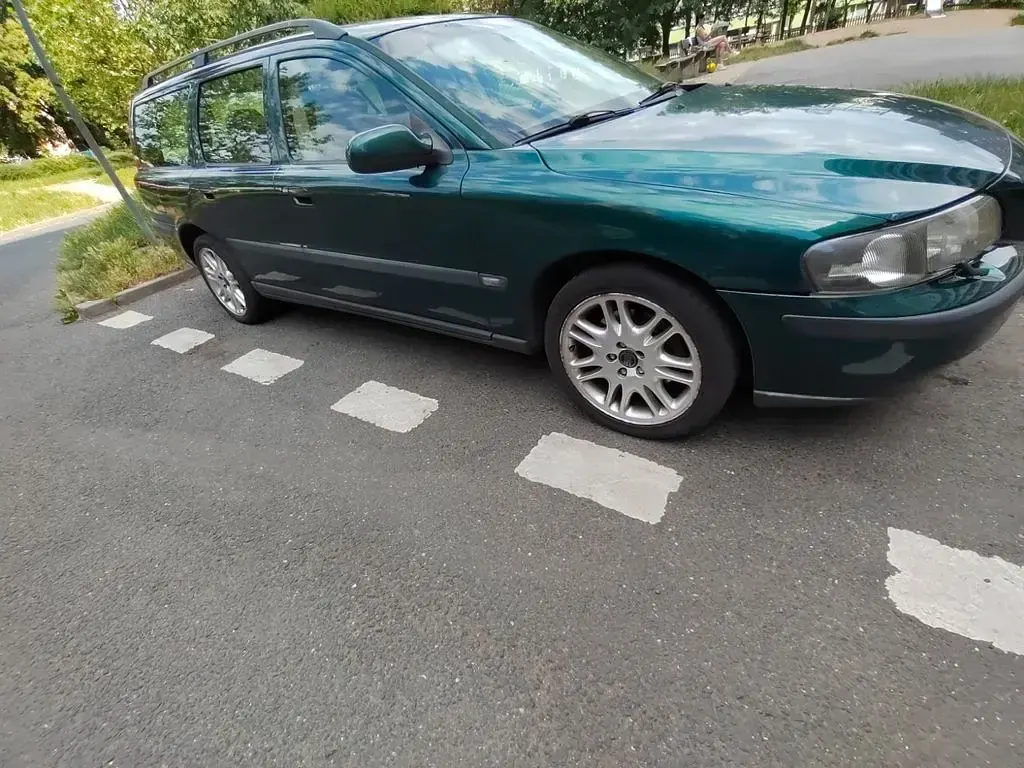 Gebraucht Volvo V70 250 PS (183 kW) 2000 Grün Kombi